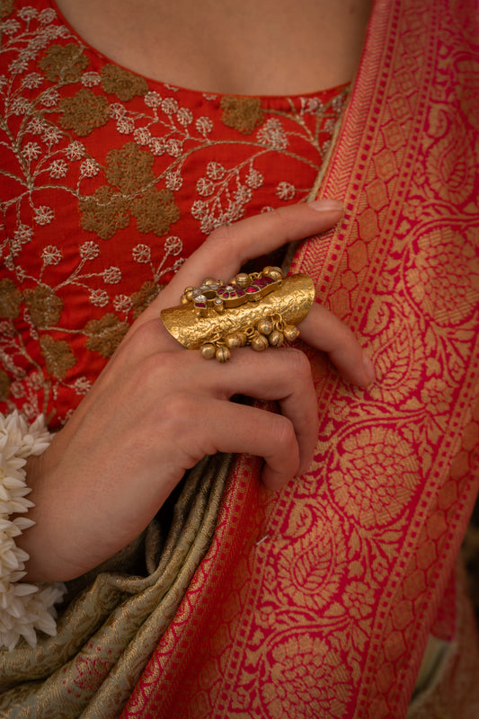 Taaj jadau Ring
